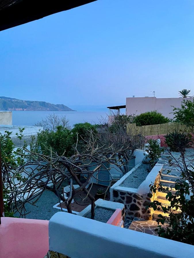 Villa Pomelia, Villa Nel Corso Di Santa Marina Salina A 50 Mt Dal Mare מראה חיצוני תמונה